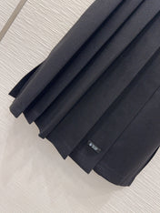 PRADA 25S LONG PLEATED SKIRT 211