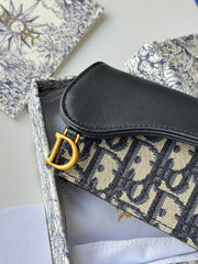 DIOR 25S SADDLE JASMINE GUSSET CARD HOLDER 10 IN BLUE BLACK OBLIQUE JACQUARD CANVAS AND CALFSKIN