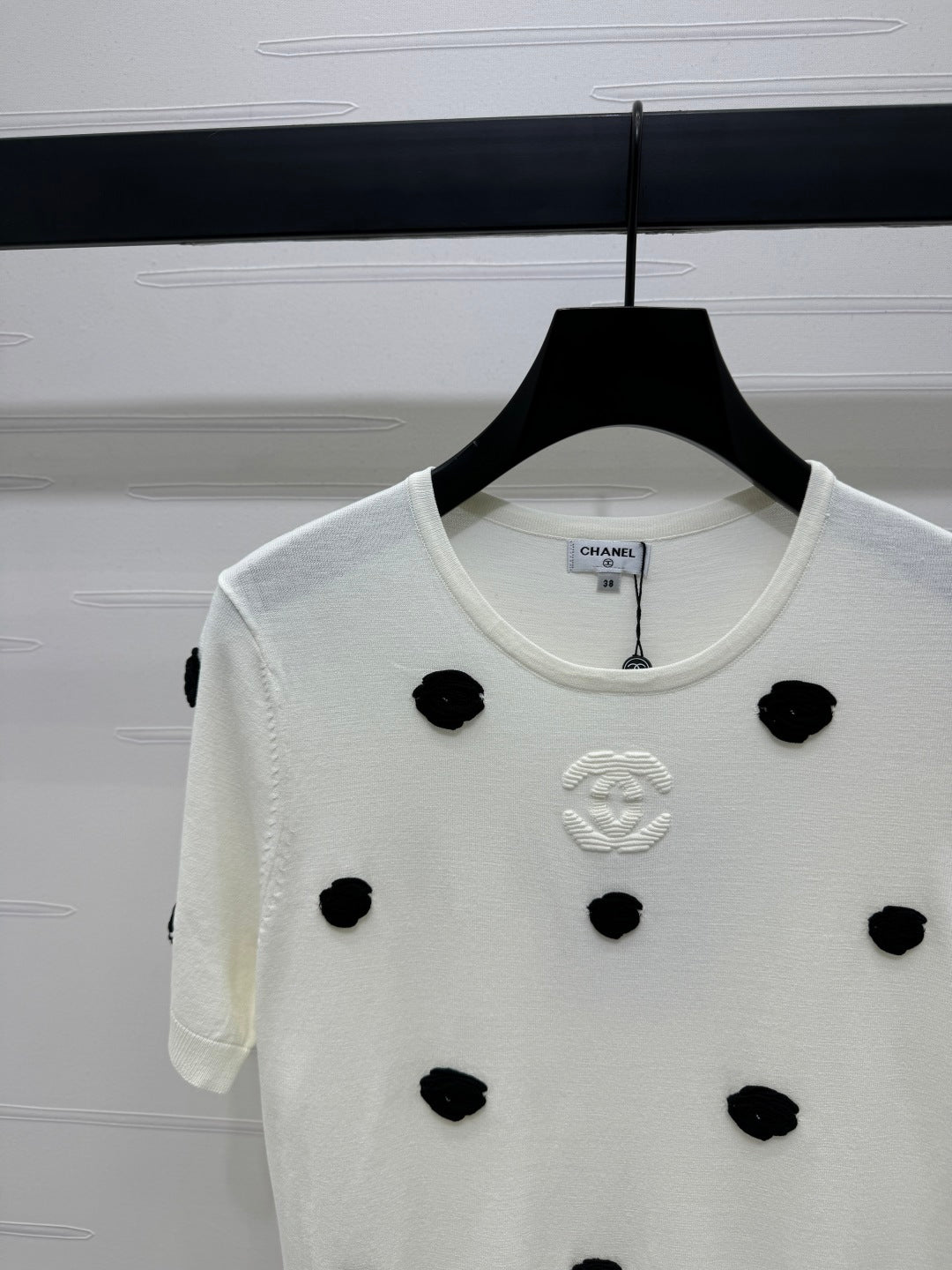 CHANEL SHORT-SLEEVE KNIT TOP 269465