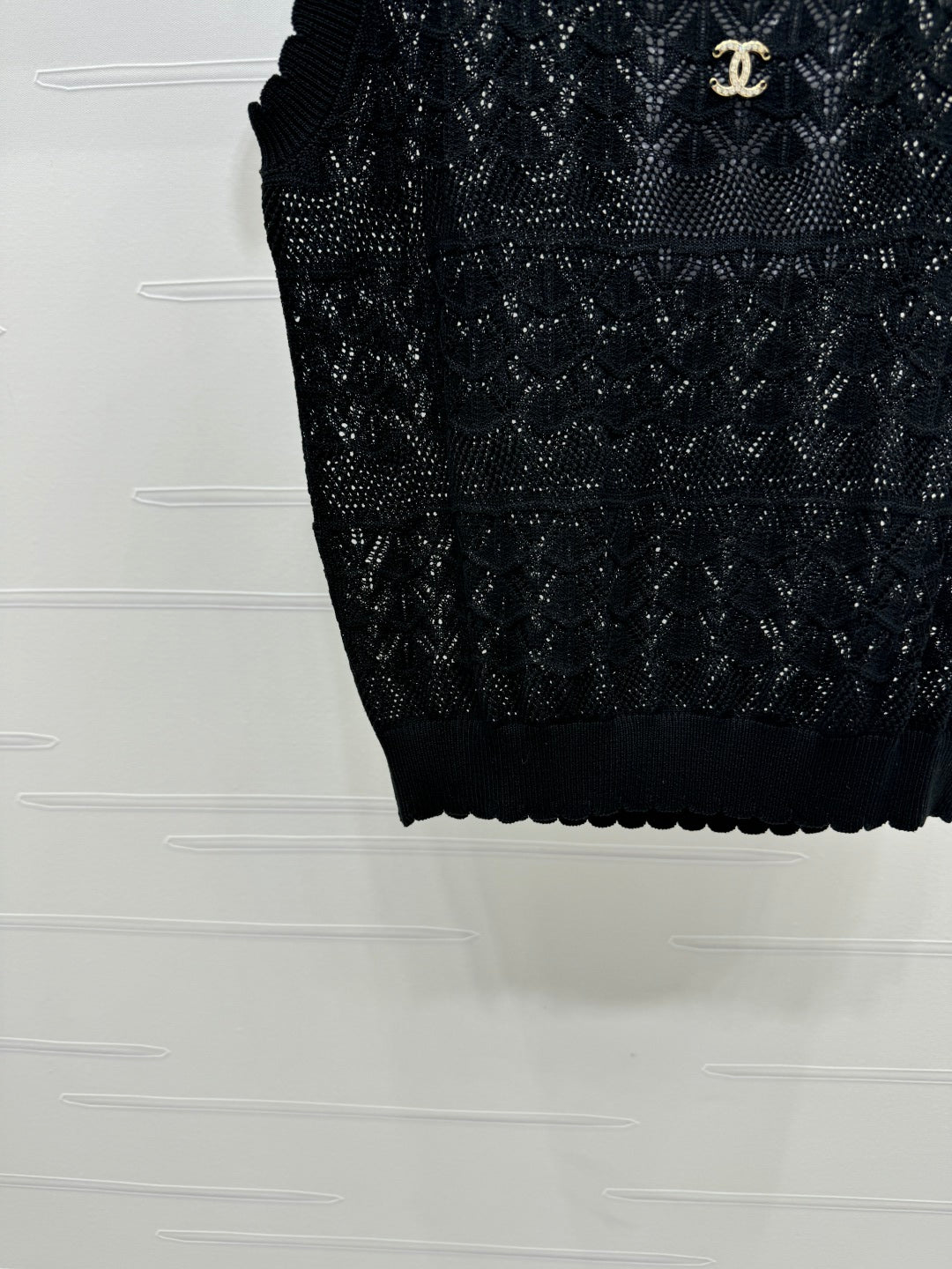 CHANEL 25S HOLLOW KNIT VEST 264156