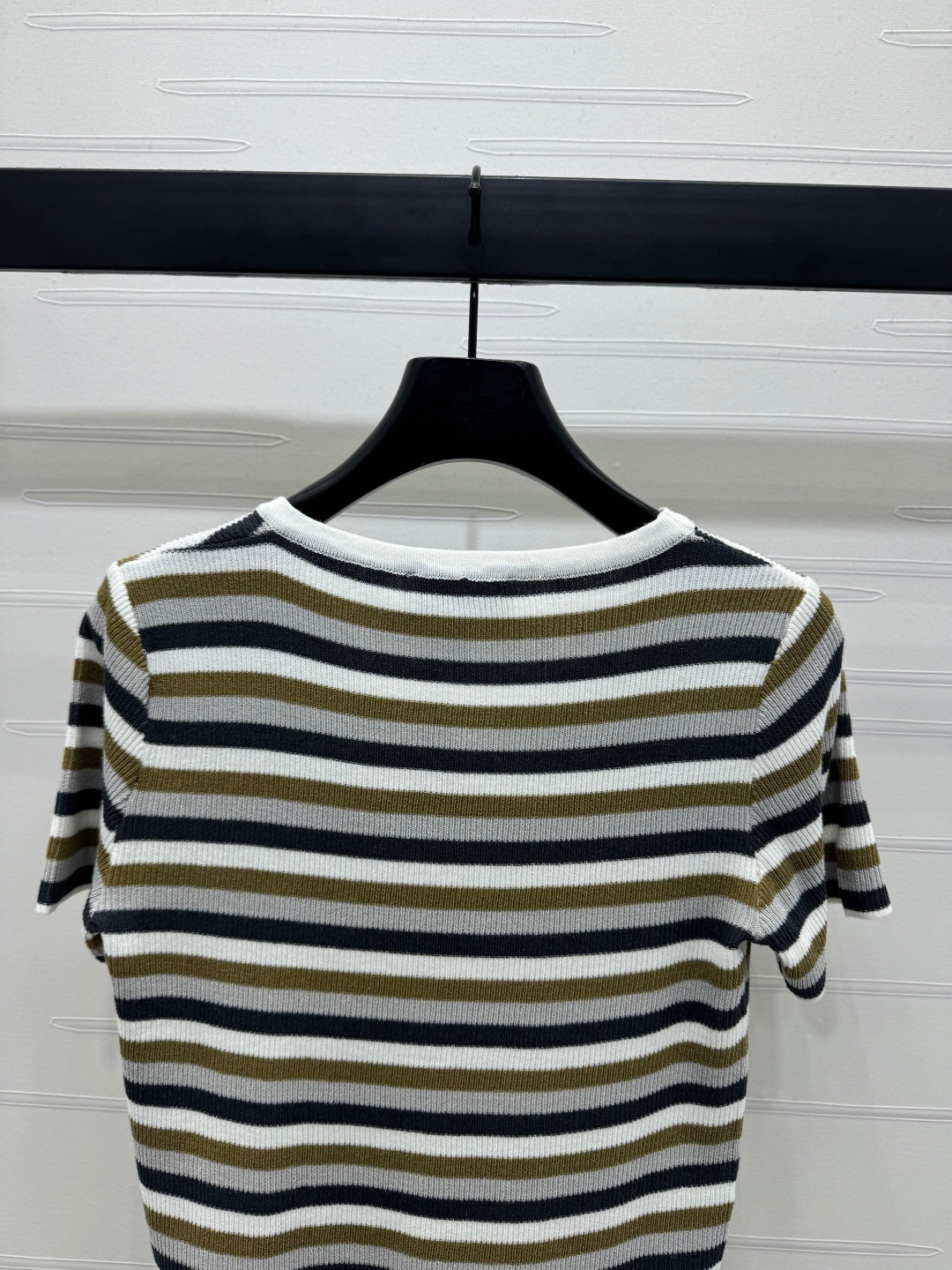 MIUMIU SHORT-SLEEVE KNIT CARDIGAN 274944