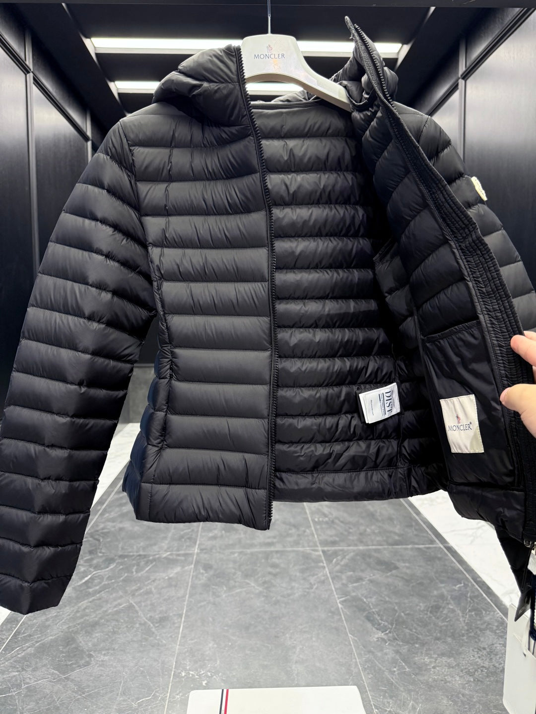 MONCLER 25S JACKET IN BLACK 018