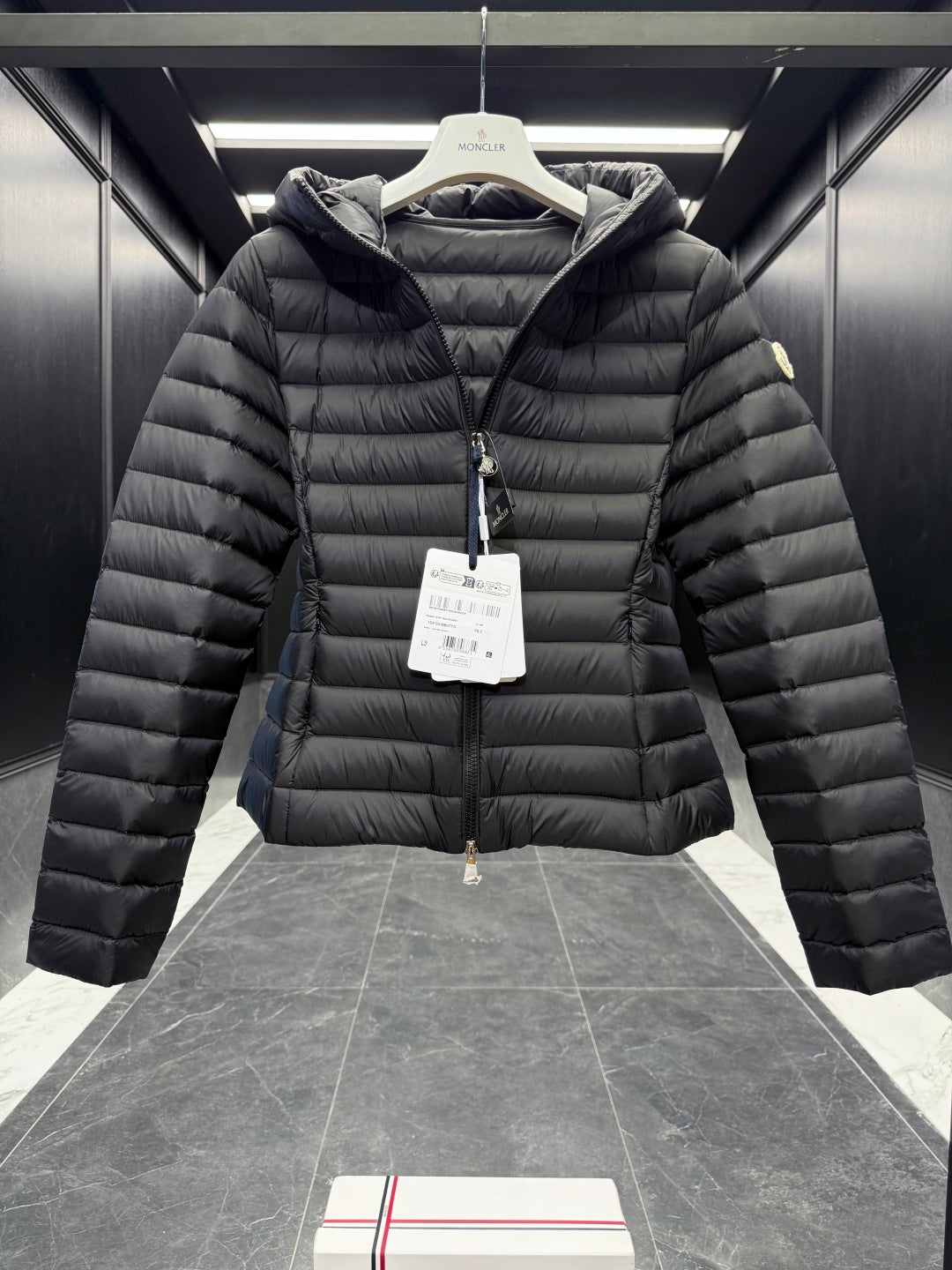 MONCLER 25S JACKET IN BLACK 018