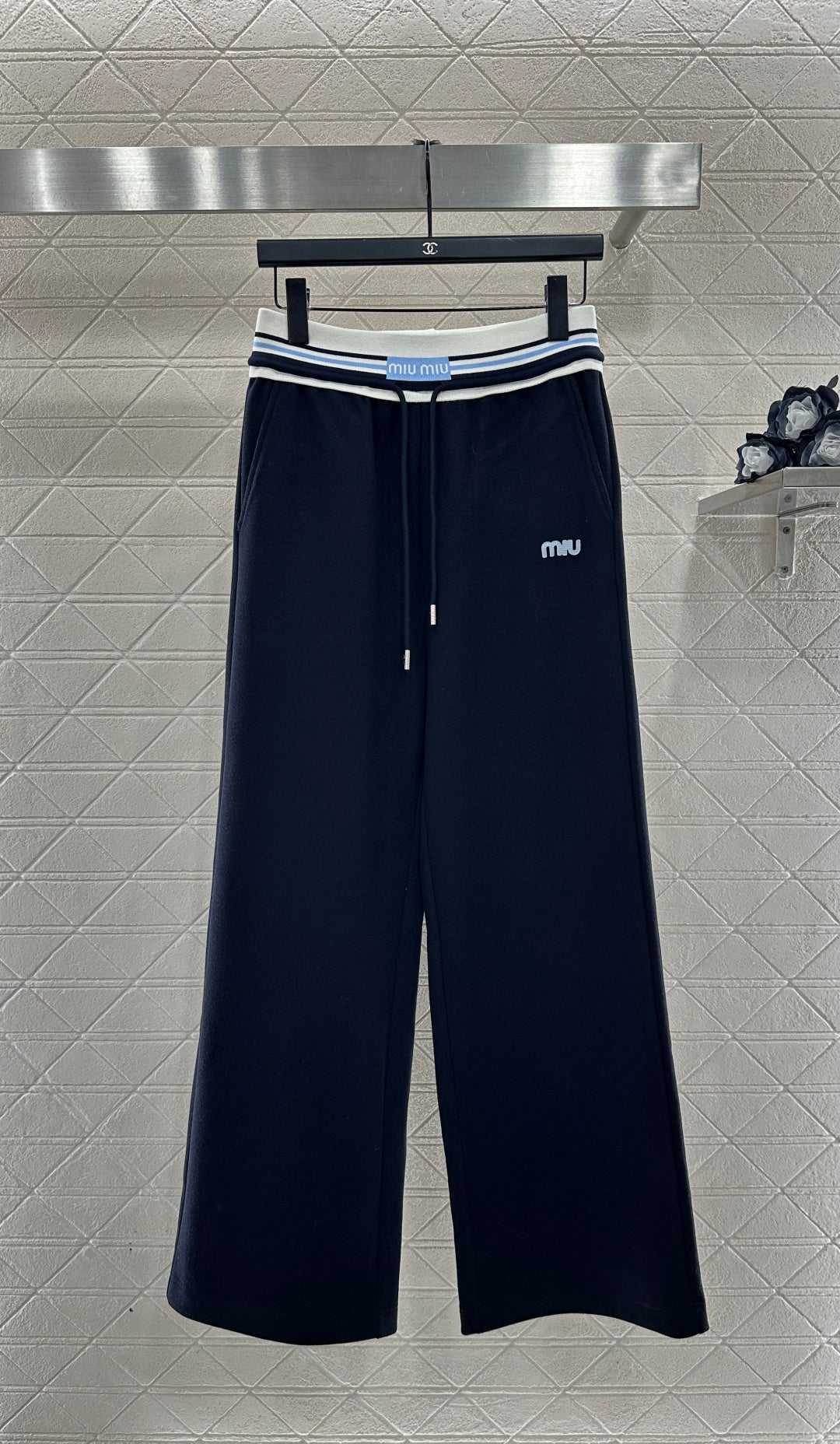 MIUMIU PANTS STYLE 768