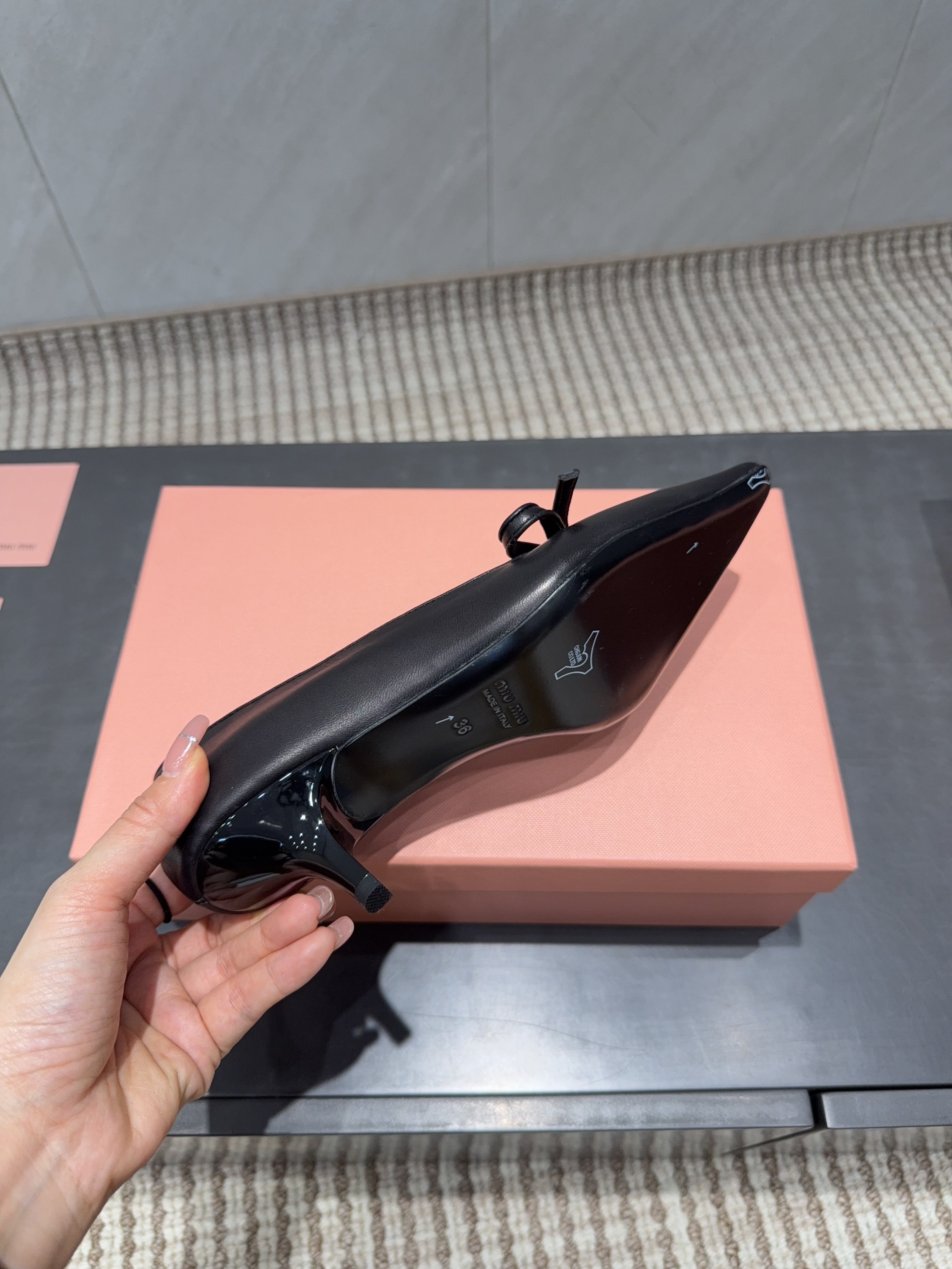 MIUMIU 26S POINTED TOE PUMPS 55MM IN BLACK CALFSKIN WITH BOW