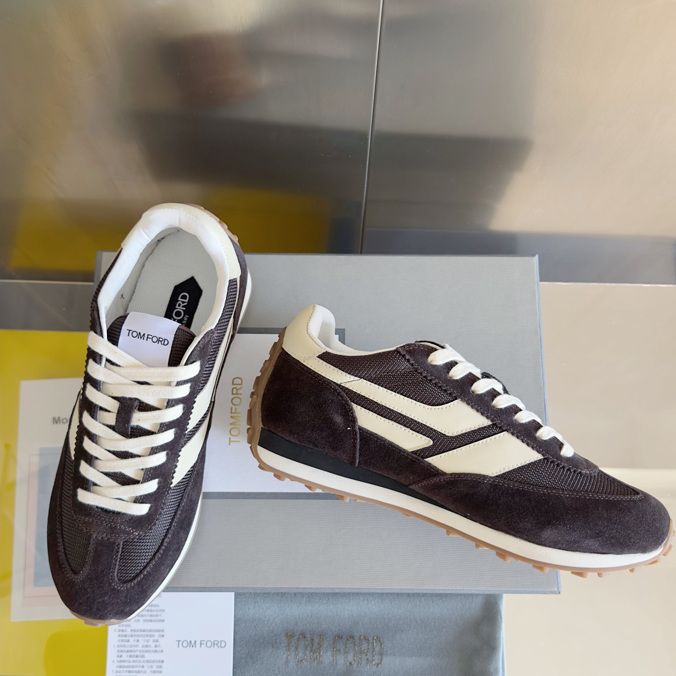 TOM FORD 26S SNEAKERS IN DARK BROWN SUEDE