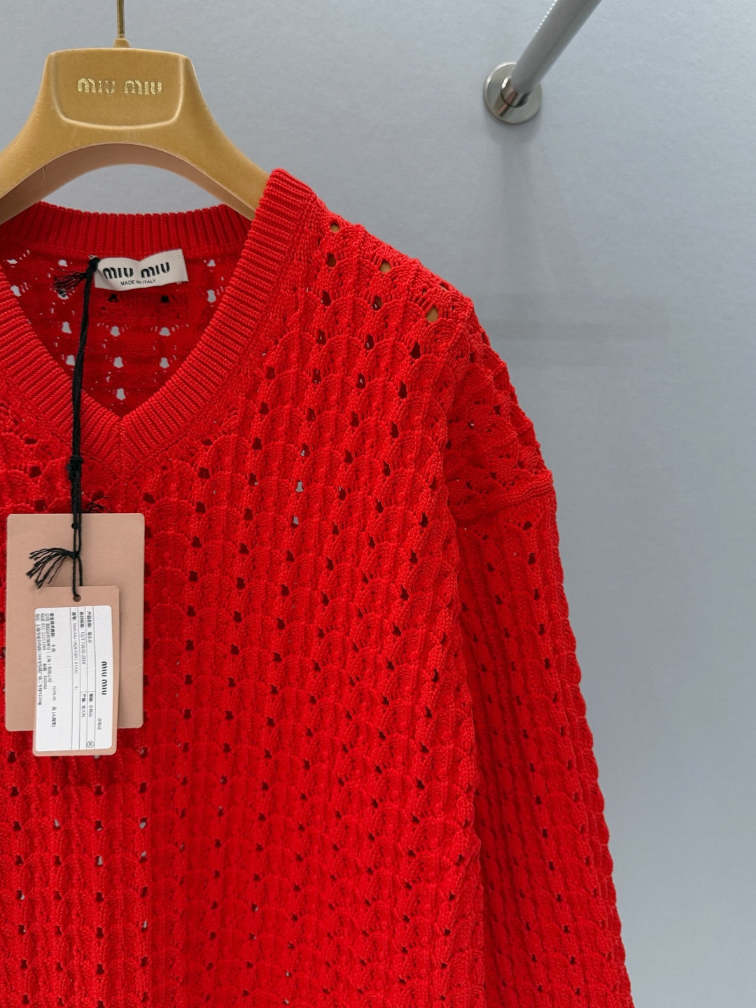 MIUMIU 26S V-NECK SWEATER 900