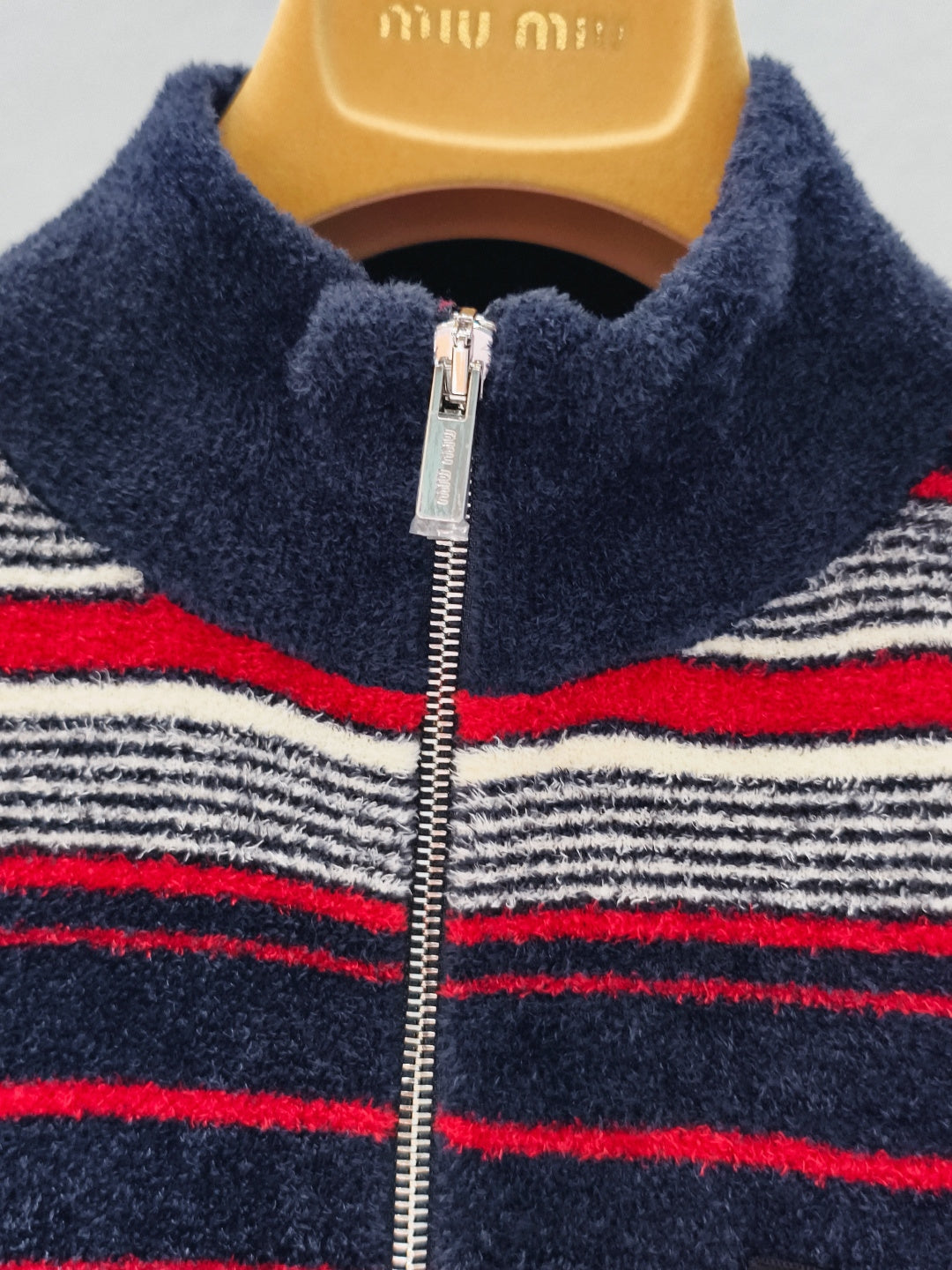 MIUMIU 26S ZIPPER SWEATER 879