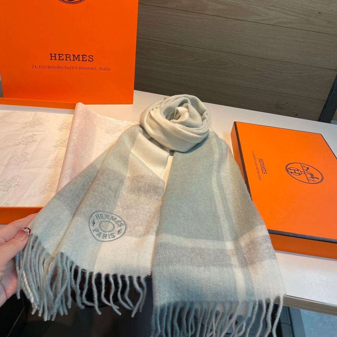 HERMES 25S SCARF 180 IN CASHMERE 989917