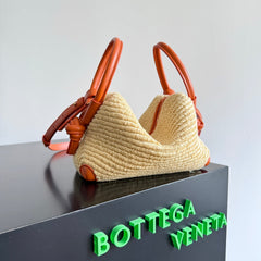 BOTTEGA VENETA 25S LOOP BAG 19 IN BURNT ORANGE RAFFIA AND CALFSKIN