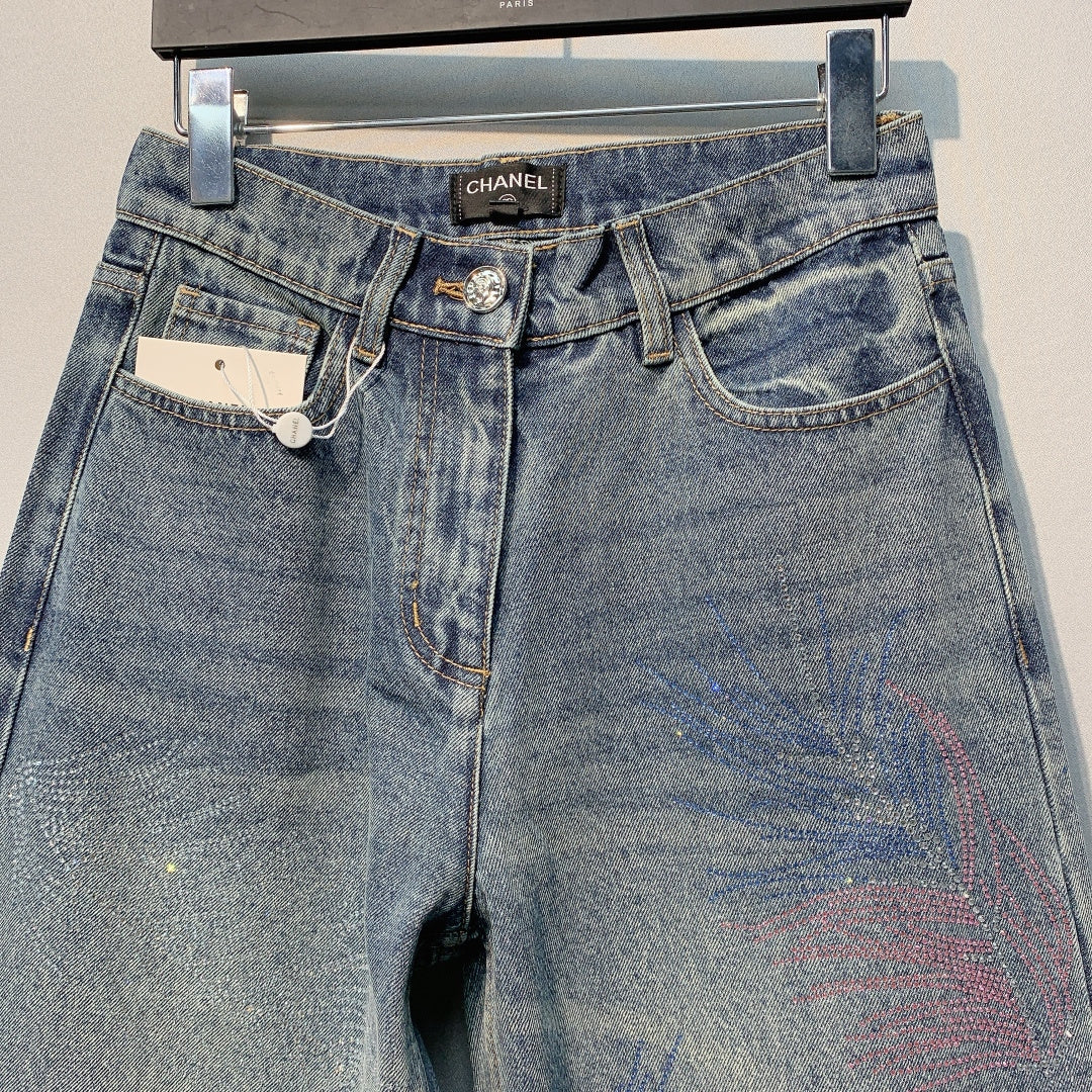 CHANEL 26S JEANS WITH RHINESTONES 668
