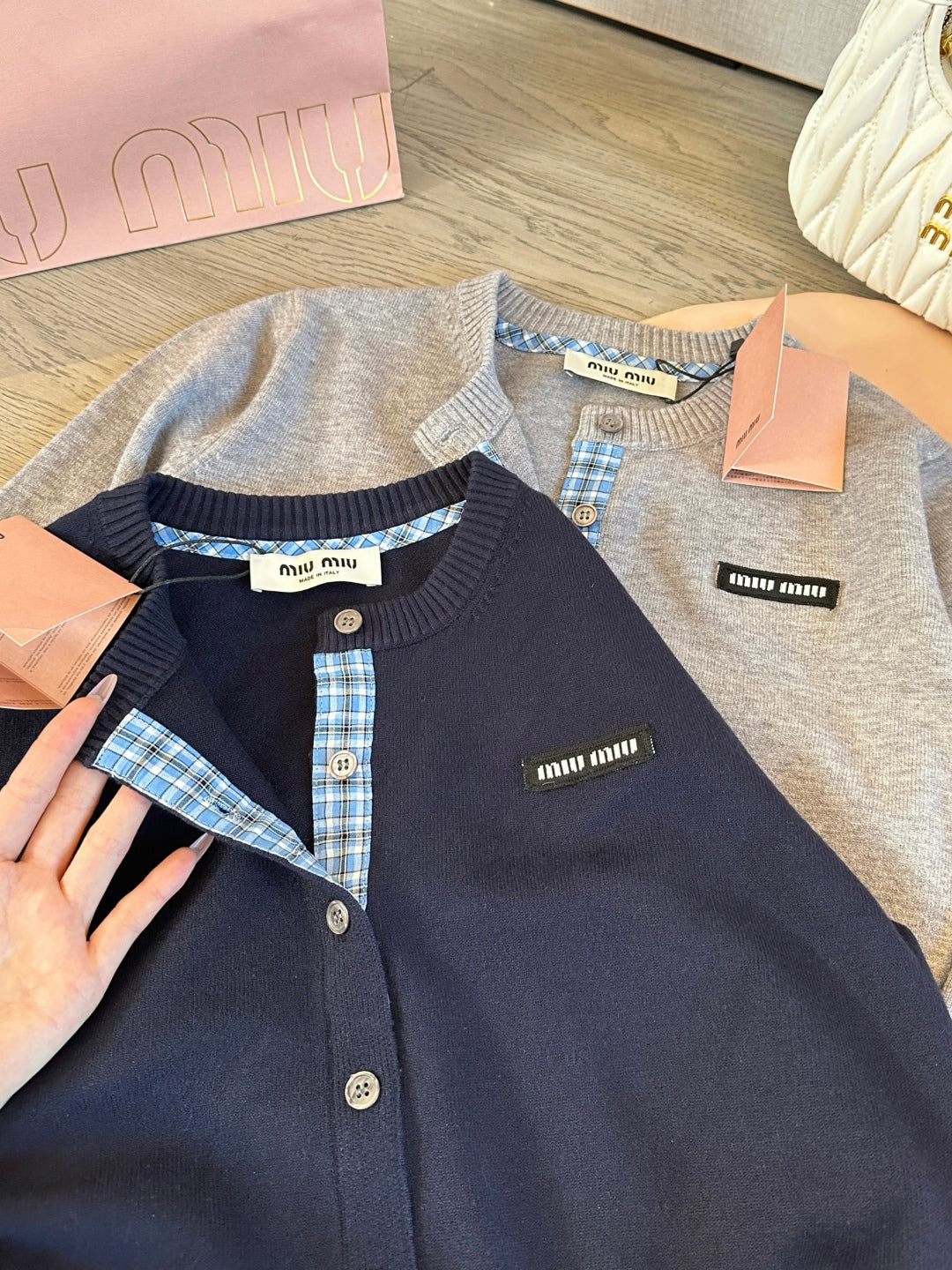 MIUMIU CARDIGAN STYLE 268