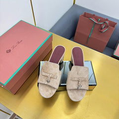 LP BLOCK HEEL SANDALS 25S IN TAUPE BEIGE SUEDE