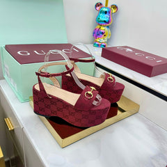 GG WEDGE HEELS IN RED FABRIC AND CALFSKIN WITH GOLD HARDWARE STYLE 2