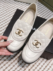 CHANEL 25S LOAFERS MOCCASIN 65MM IN WHITE CALFSKIN GOLD HARDWARE