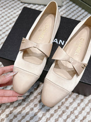 CHANEL 25S MARY JANE BALLET FLATS IN BEIGE SILK WITH BOW