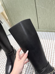 CHANEL 25S MID-CALF BOOTS IN BLACK CALFSKIN WITH ROUND TOE AND ZIPPER