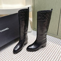 CHANEL 25S HIGH-CALF COWBOY BOOTS IN BLACK CALFSKIN DIAMOND-QUILTED
