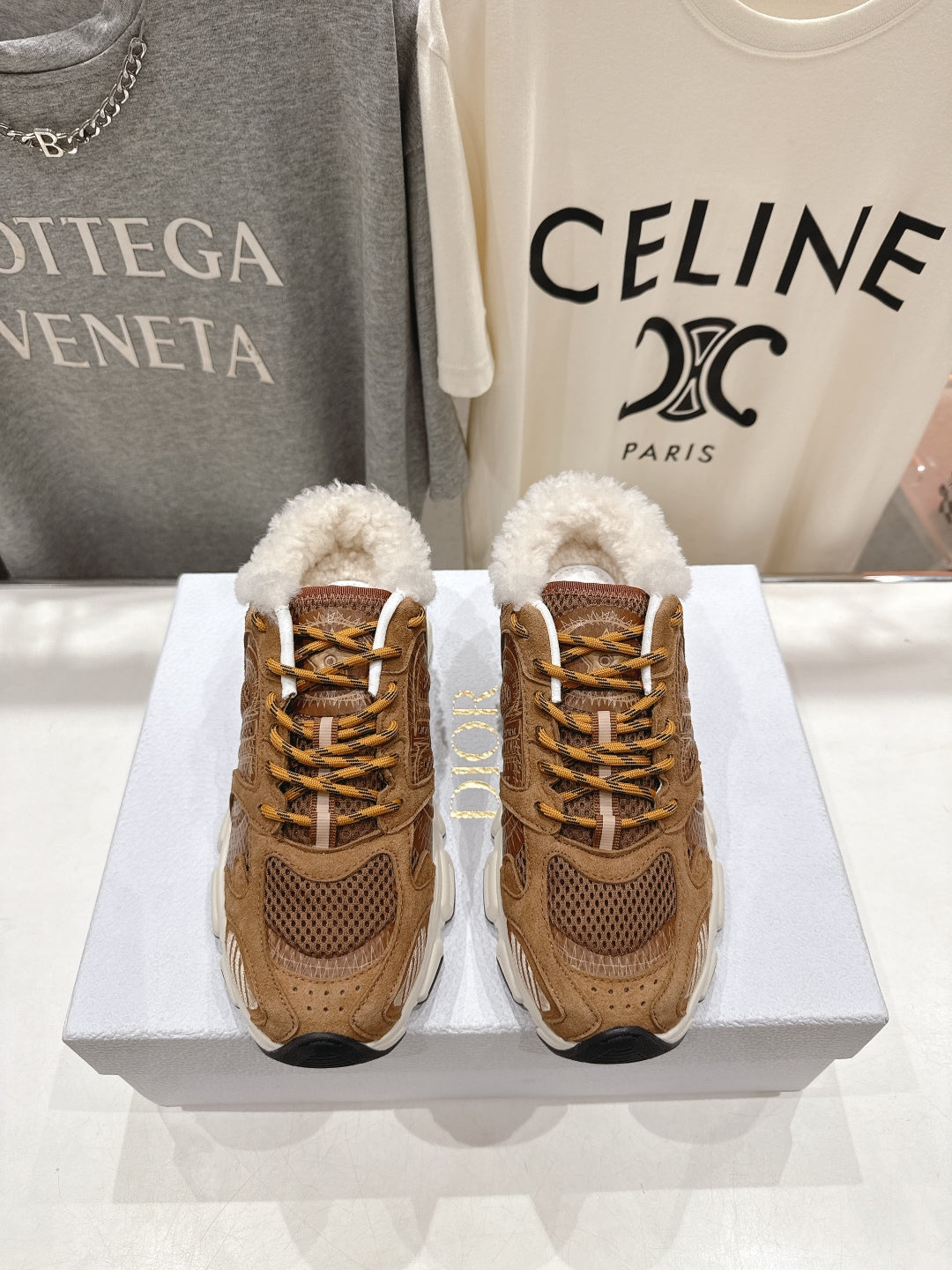 DIOR CHRONO SNEAKER 25S IN BROWN SUEDE AND MESH FABRIC