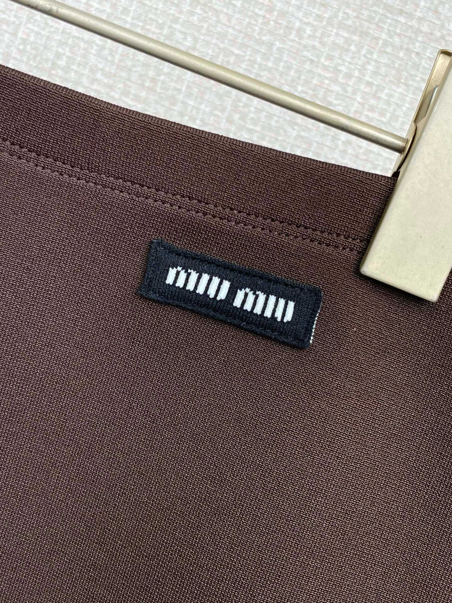 MIUMIU SKIRT STYLE 232