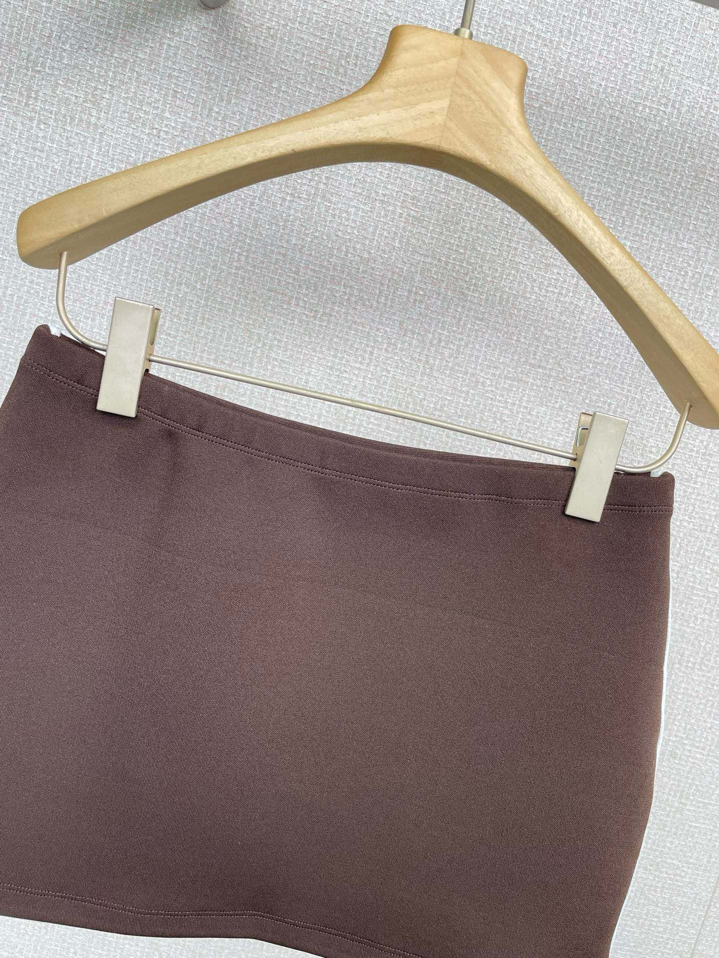 MIUMIU SKIRT STYLE 232