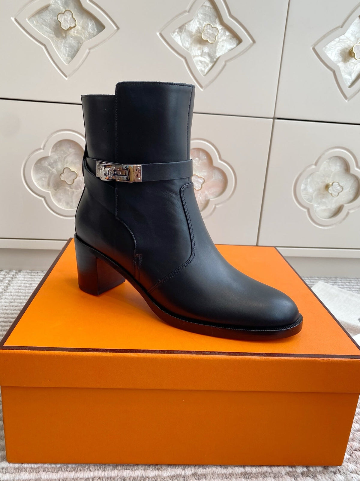 HM 25S FRENCHIE 50 ANKLE BOOT 50 MM IN BLACK LAMBSKIN WITH SILVER HARDWARE