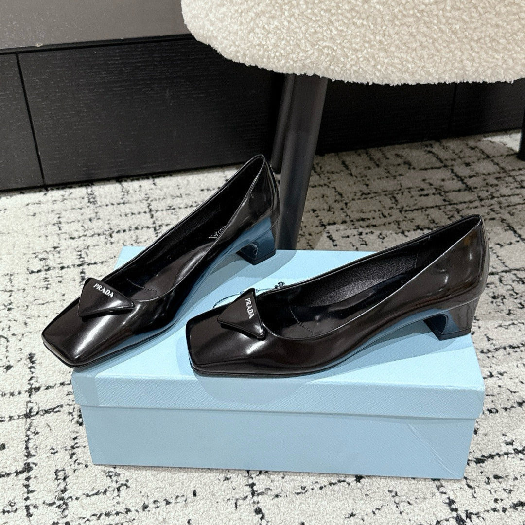 PRADA 25S SQUARE TOE HIGH HEELS IN BLACK PATENT CALFSKIN