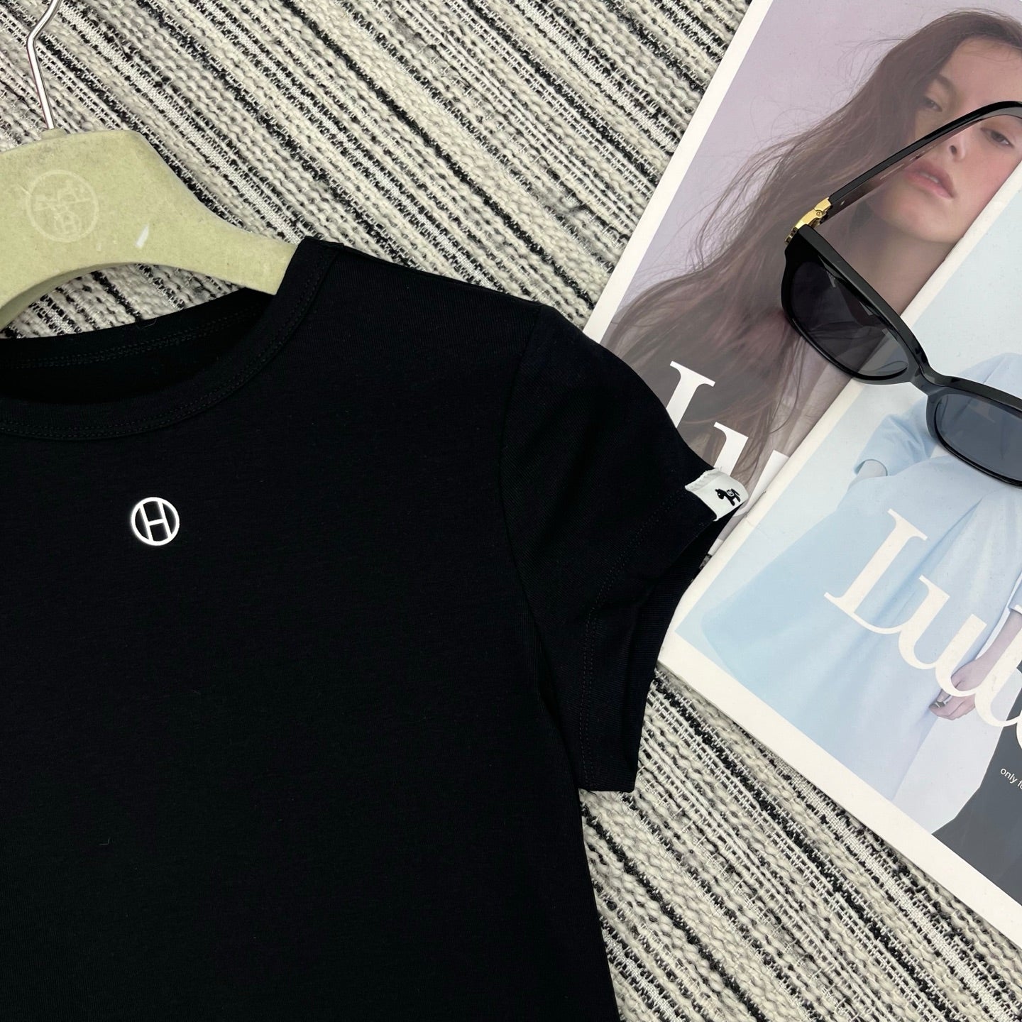 HERMES 26S SHORT SLEEVED CREW NECK T-SHIRT 495