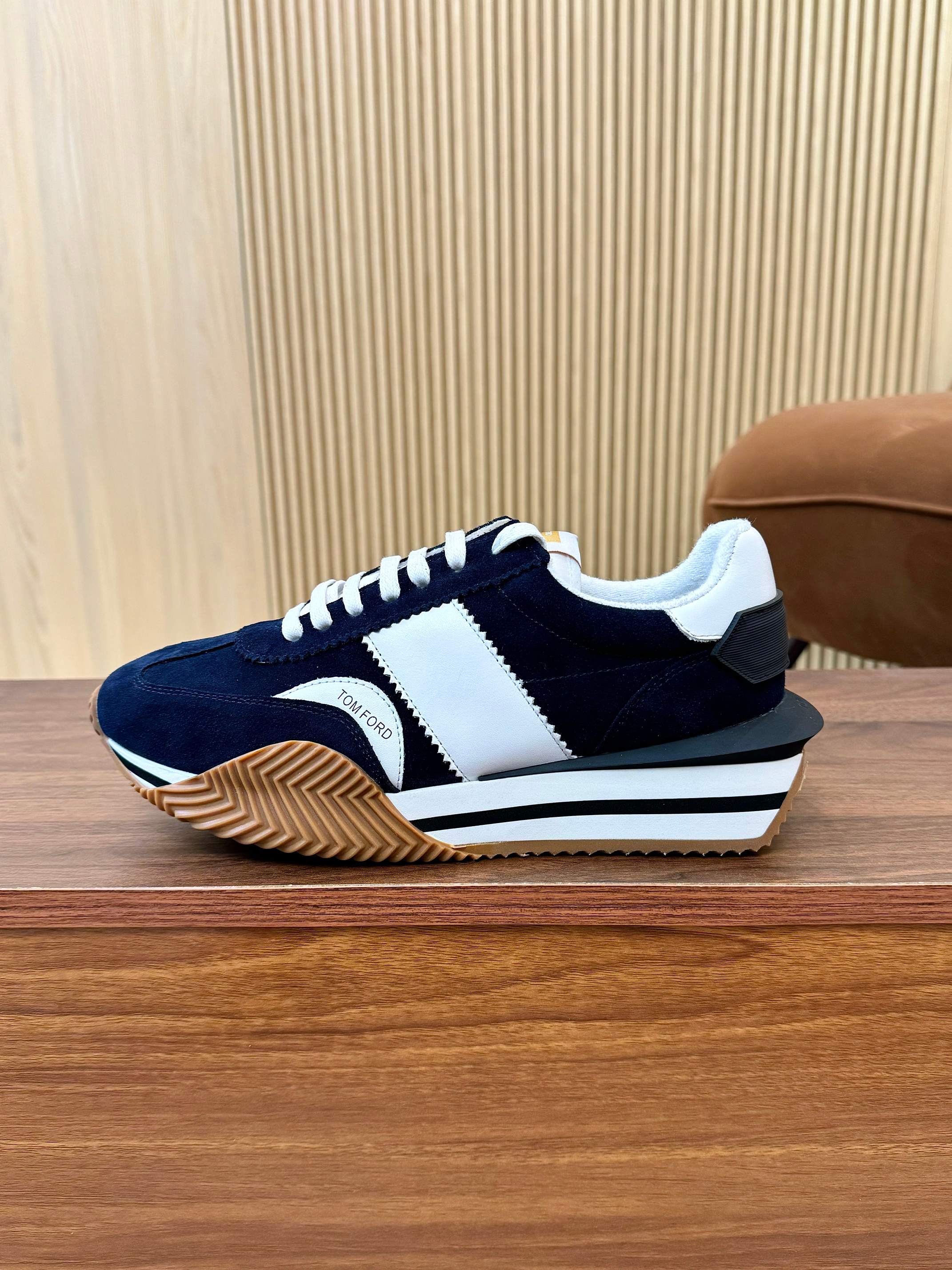 TOM FORD SNEAKERS IN NAVY BLUE SUEDE 432169