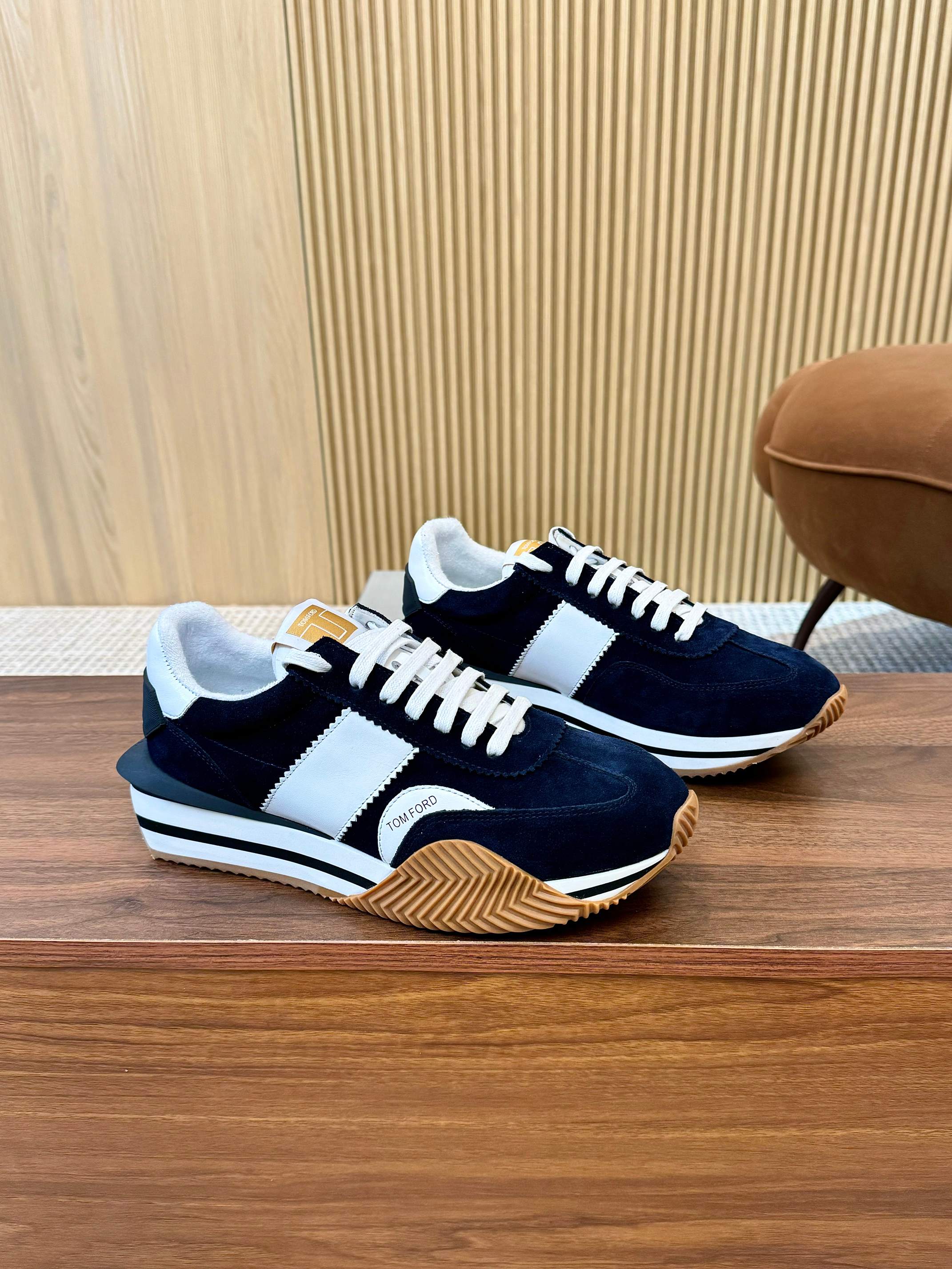 TOM FORD SNEAKERS IN NAVY BLUE SUEDE 432169