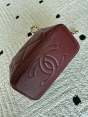 CHANEL 25S VANITY BAG 17 IN DARK RED CAVIAR LEATHER WITH GOLD HARDWARE