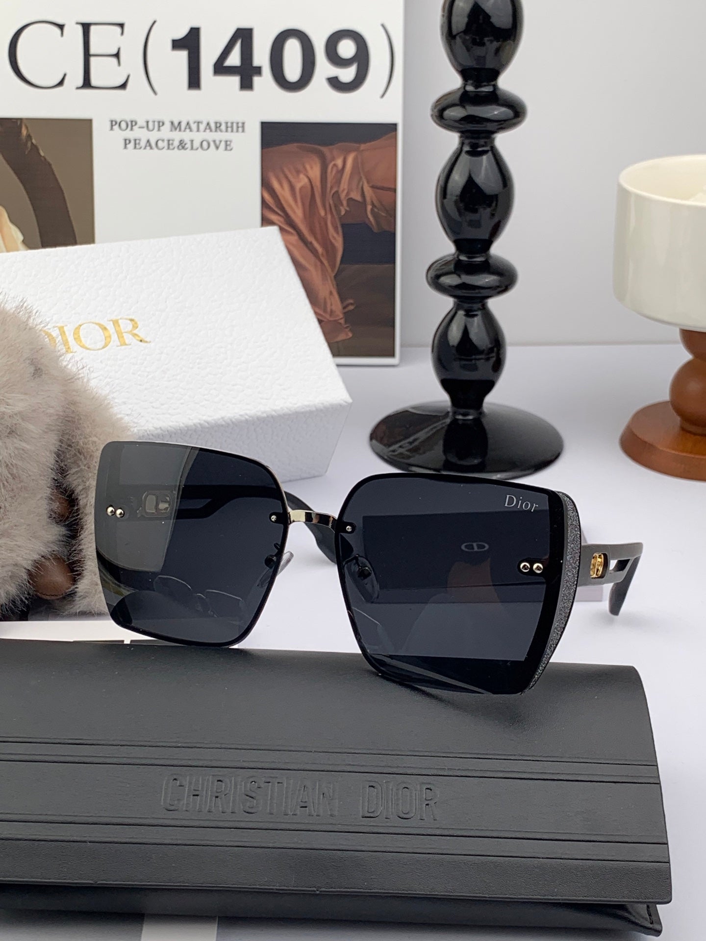 MONTAIGNE SUNGLASS D7230 IN ACETATE