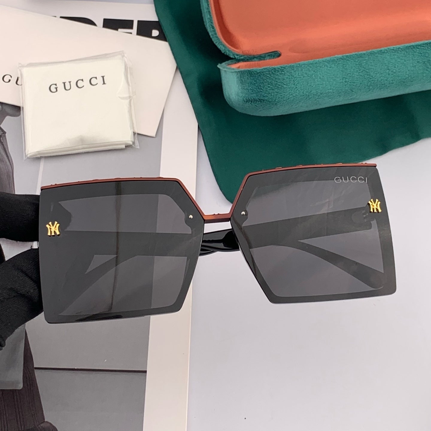 GEOMETRIC FRAME SUNGLASSES G50195 IN ACETATE