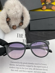 MONTAIGNE SUNGLASS CD5106 IN BLACK ACETATE