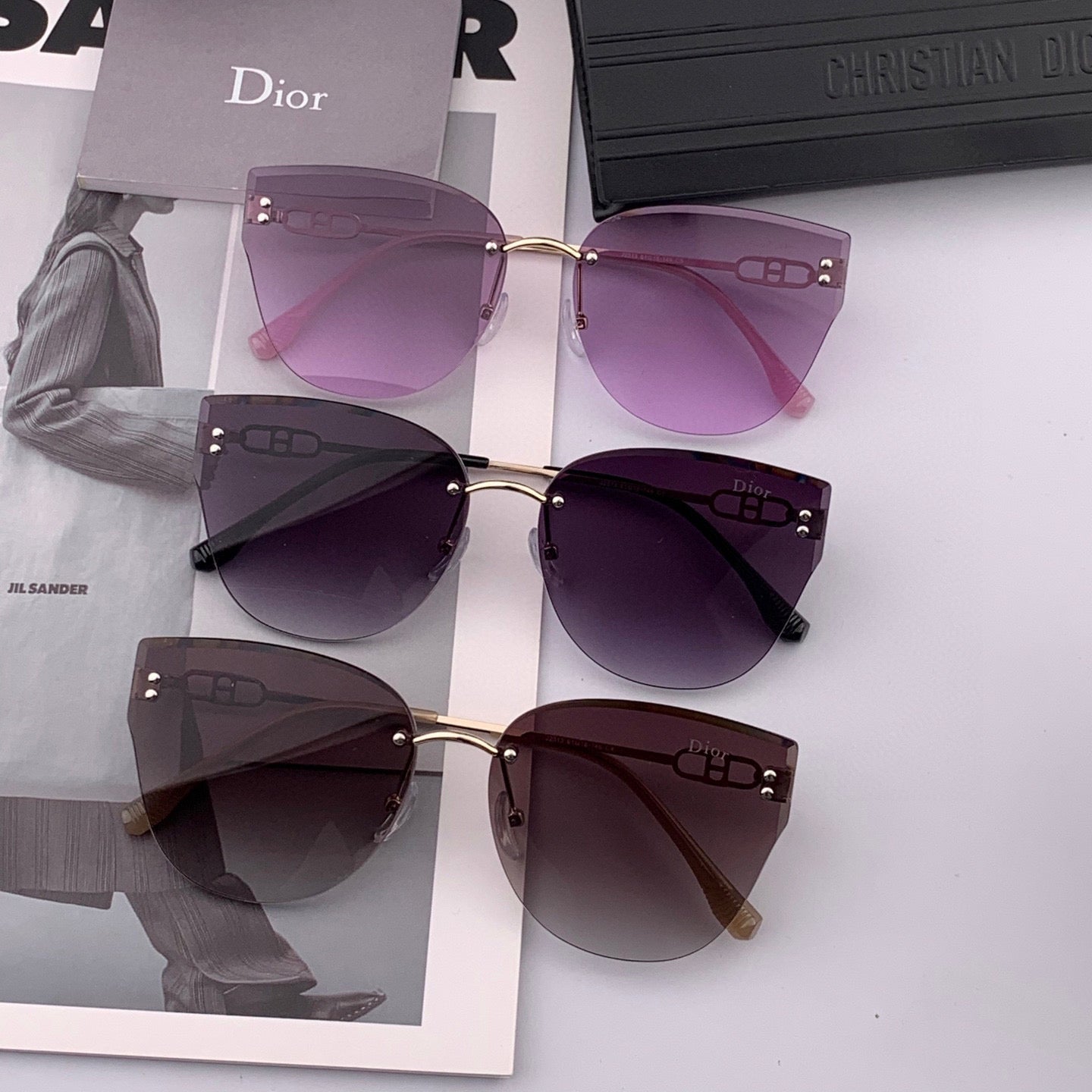 MONTAIGNE SUNGLASS CD3251 IN METAL