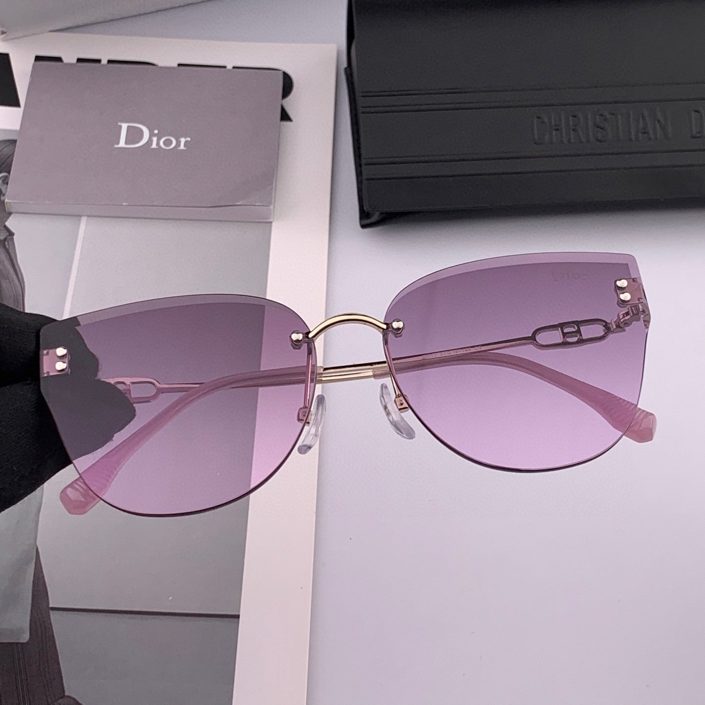 MONTAIGNE SUNGLASS CD3251 IN METAL