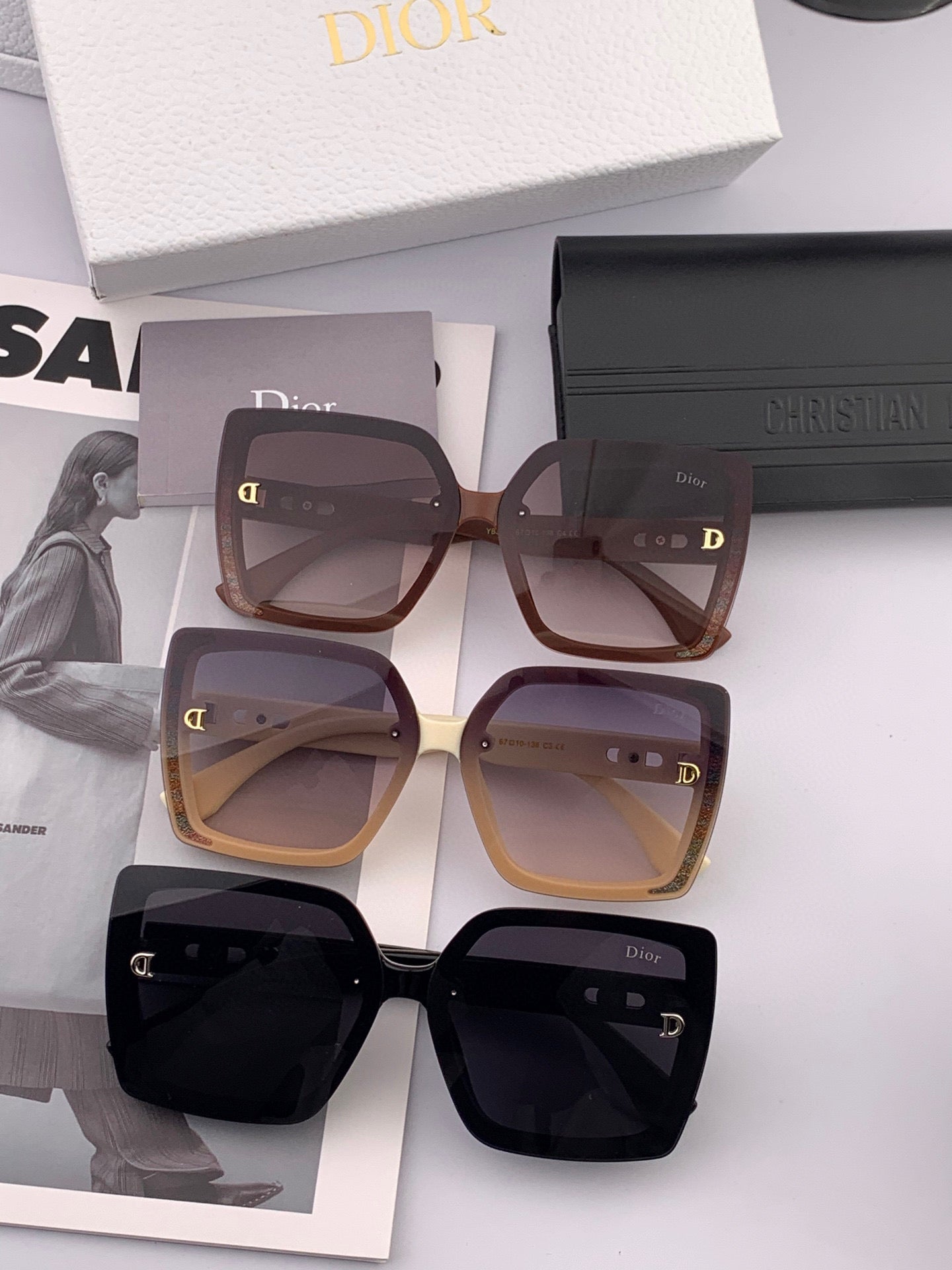 MONTAIGNE SUNGLASS D2302 IN ACETATE EMBOSSED LOGO