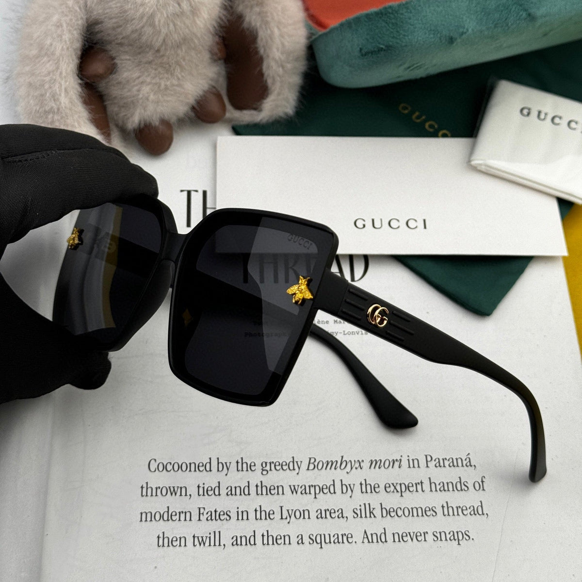 EMBOSSED LOGO GEOMETRIC FRAME SUNGLASSES G4250 IN ACETATE