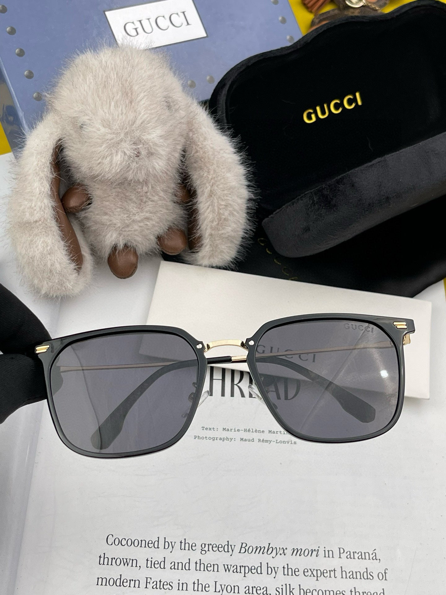 SQUARE FRAME SUNGLASSES G81937 IN ACETATE AND METAL