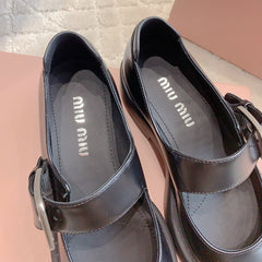 Loafer Black Cowhide With Cross-strap