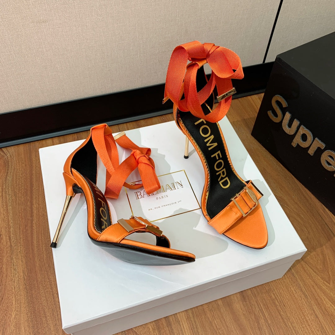 ANKLE SANDAL 10 CM IN SPANISH ORANGE SILK AND SHEEPSKIN