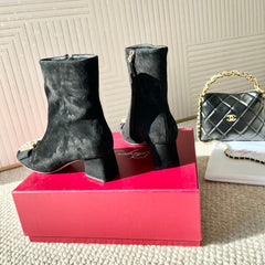 BELLE VIVIER ANKLE BOOTS IN BLACK SUEDE RHINESTONE BUCKLE