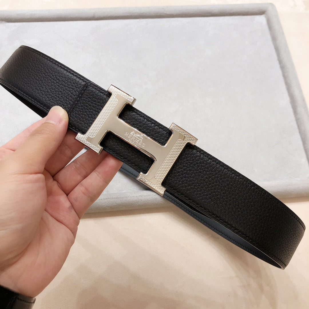 HM BELT BUCKLE & REVERSIBLE BLACK LEATHER STRAP 38 MM SILVER HARDWARE