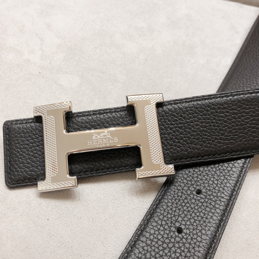 HM BELT BUCKLE & REVERSIBLE BLACK LEATHER STRAP 38 MM SILVER HARDWARE
