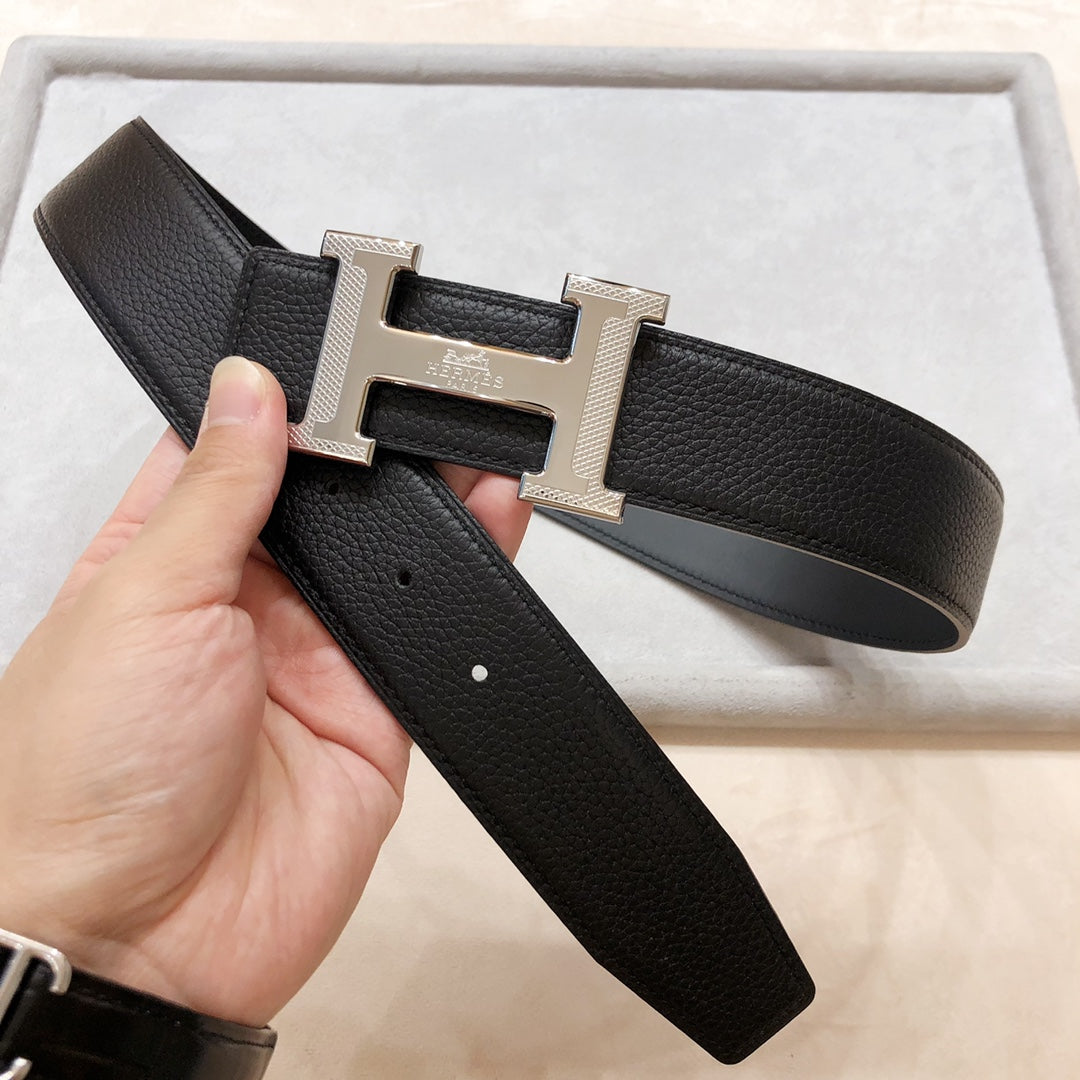 HM BELT BUCKLE & REVERSIBLE BLACK LEATHER STRAP 38 MM SILVER HARDWARE