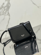 FLAP BAG 18 IN BLACK SHINY CALFSKIN