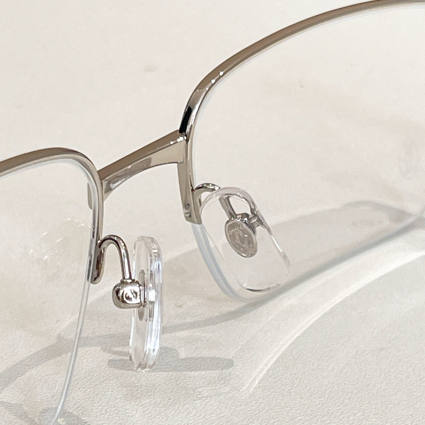 SANTOSSEMI RIMLESS RECTANGULAR FRAME SUNGLASSES CT0554O IN METAL