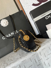 CAMERA BAG 18 IN BLACK QUILTED LAMBSKIN DOUBLE C GOLD COIN