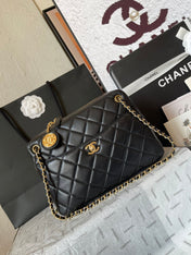 CAMERA BAG 24 IN BLACK QUILTED LAMBSKIN DOUBLE C GOLD COIN