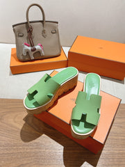 HM 25S HIGH WEDGE SANDALS IN LIGHT GREEN LAMBSKIN STYLE 1